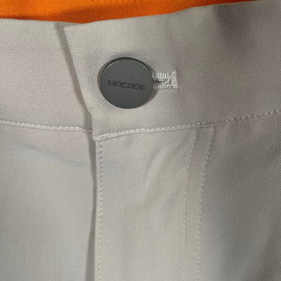 Macade Pants Mens 34x32 Slim Fit Khaki Golf Performance Tech Pockets - Picture 2 of 7